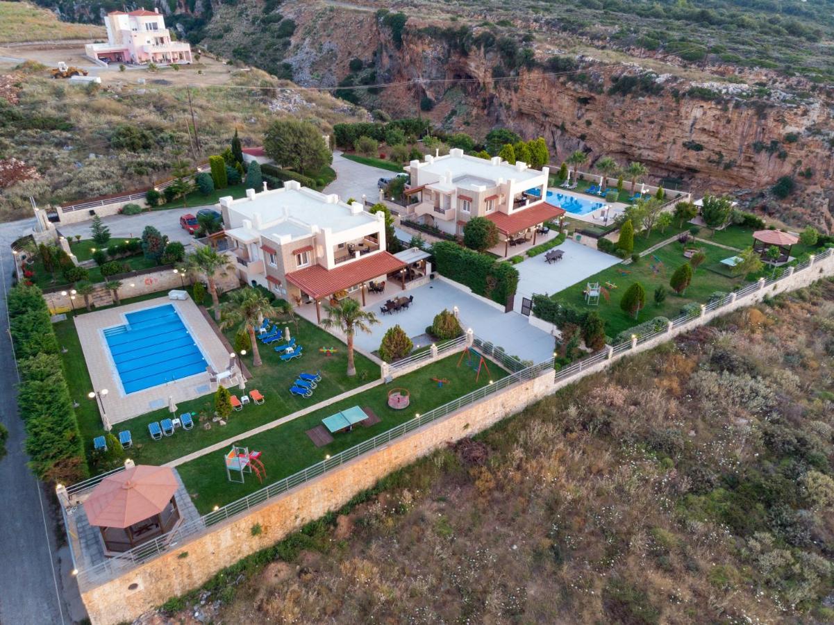 Ariadni Villa *
